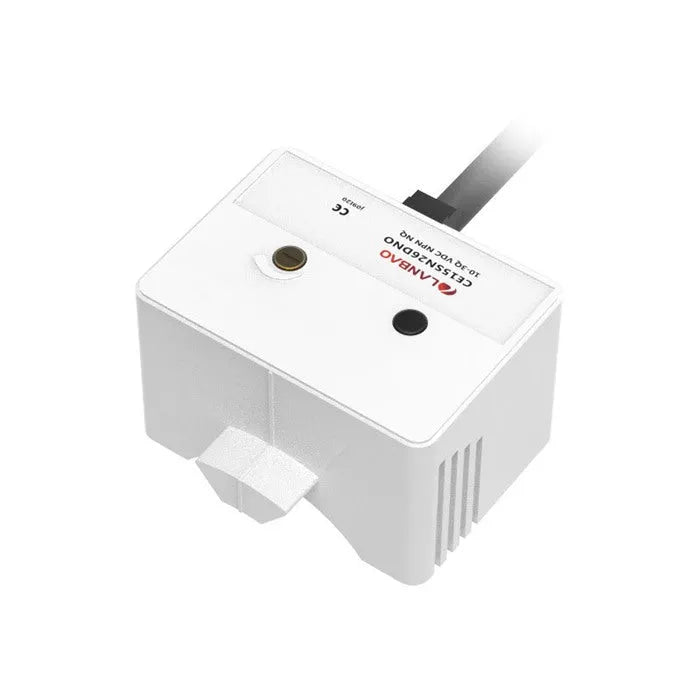 Lanbao CE15 pipeline liquid level sensor front view